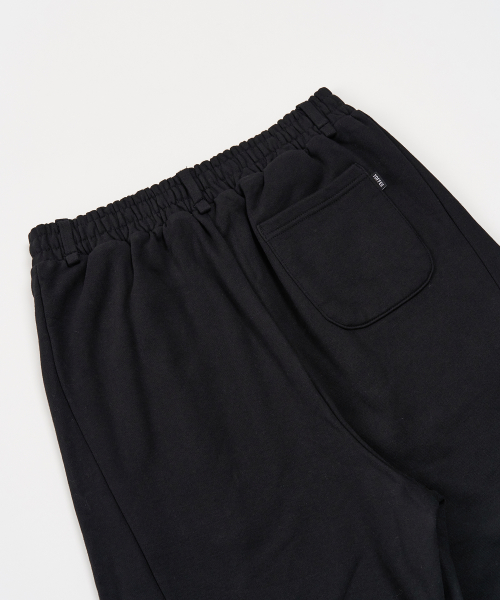 INCISION BALLOON FIT SWEAT PANTS (BLACK)