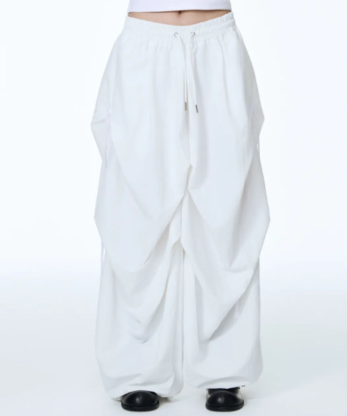 Girdle Skirt Silhouette Pants (White)