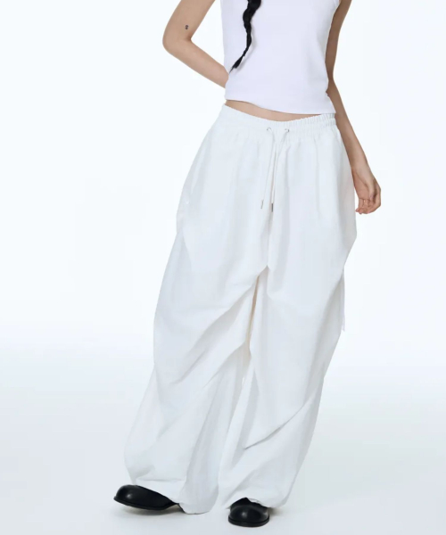 Girdle Skirt Silhouette Pants (White)