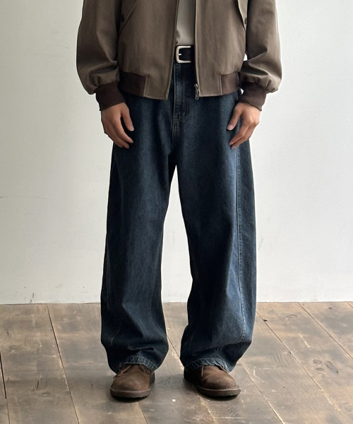 Curved Wide Denim – Mid Blue