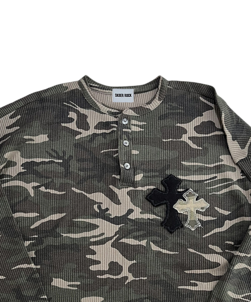 Double Cross Camouflage Henley Neck T-shirt ((khaki))