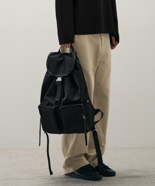 HIDE DOUBLE POCKET BACKPACK [BLACK]