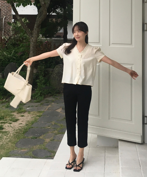 sabrina capri pants-black