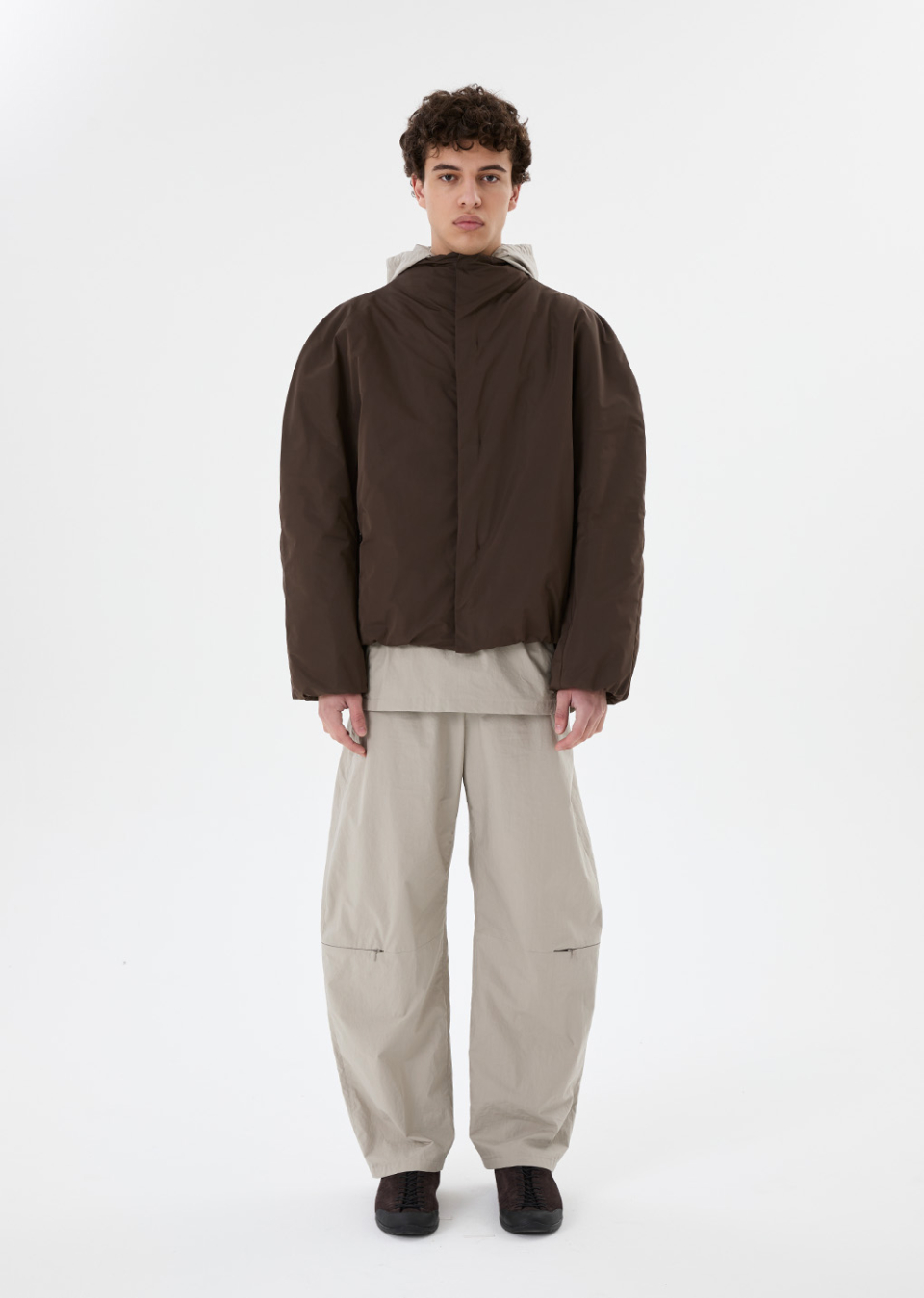 아모멘토(AMOMENTO) TAFFETA PADDED RAGLAN JUMPER (2COLORS) - 사이즈