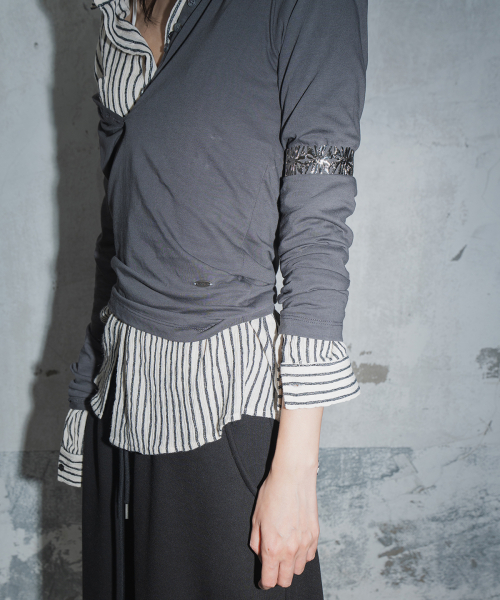 COLLARED BUTTON LONG-SLEEVE T-SHIRT (CHARCOAL)