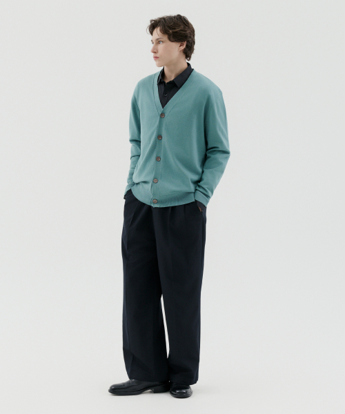 Оверсайз брюки от костюма с одной складкой (Black)