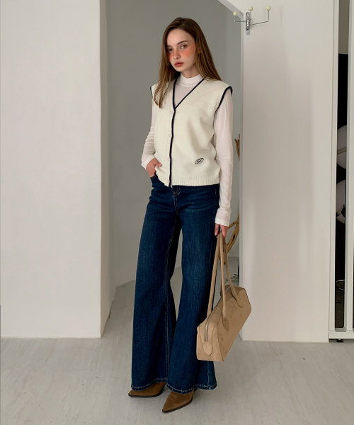 Regular Flare fit Denim Pants