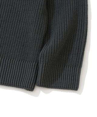 KNITTED [ニティドXファッションプラネット] コットンワッフルラウンドニット チャコール 画像 5