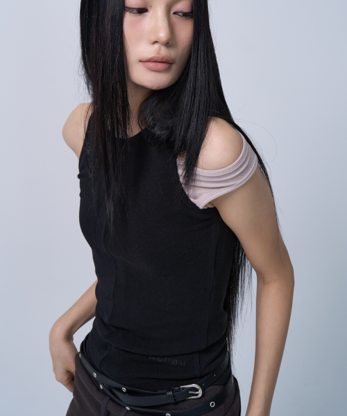 UNBALANCE SLEEVELESS TOP (чёрный)