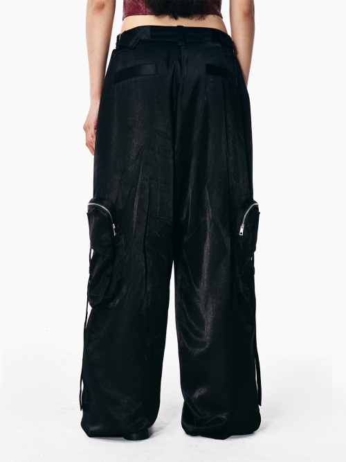 GLOSSY POCKET WIDE SLACKS BLACK