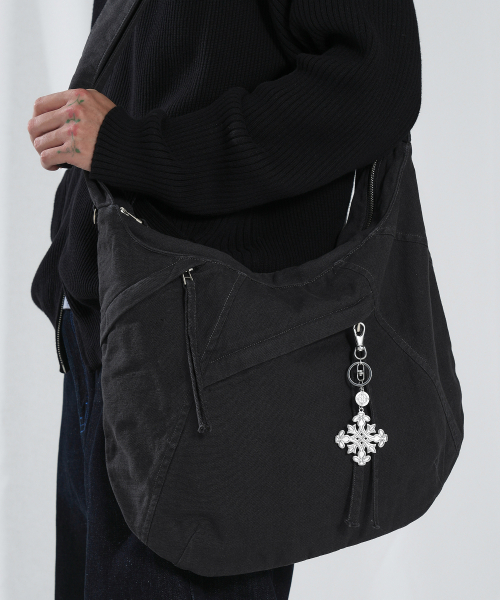 WASHED VINTAGE HOBO CROSSBAG [CHARCOAL]