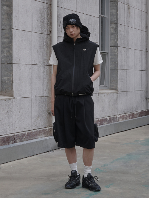 Solid Pocket Cargo Bermuda Pants - Black