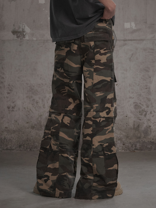 Multi Pocket Cargo Flare Camo Pants - Camo