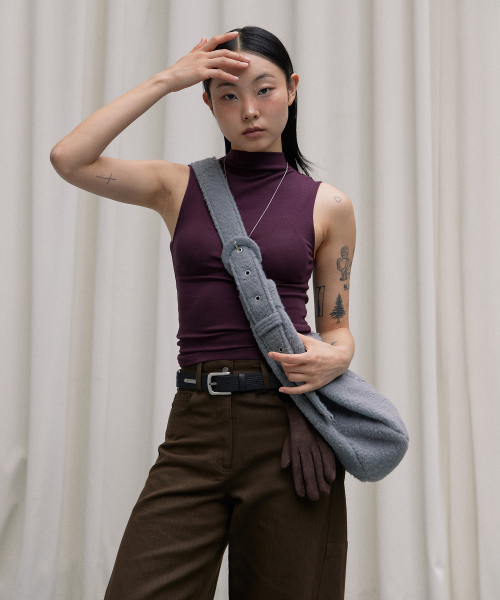 wool cross pebble bag (GR)