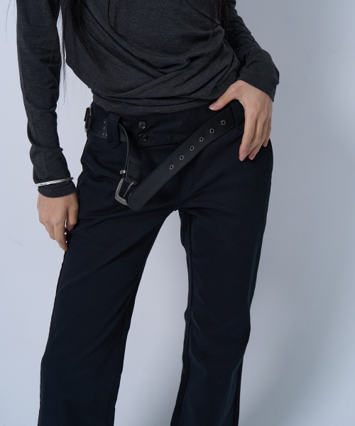 LOW-RISE TWO BUTTON BOOTS вырез брюки (чёрный)