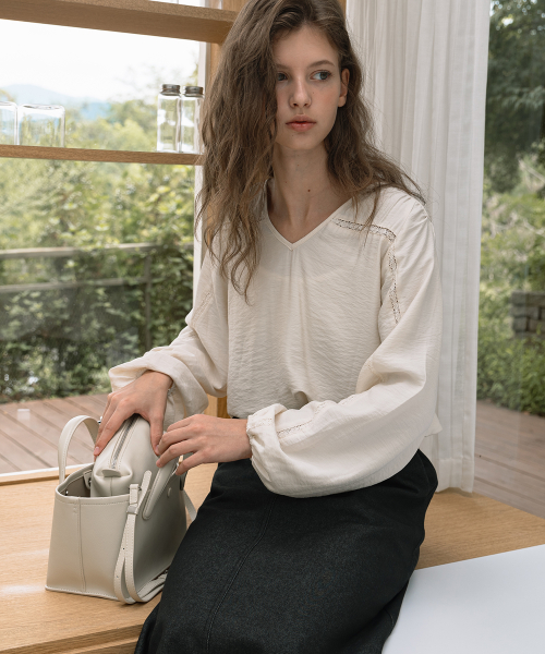 Une Pouch Tote Bag - Ivory