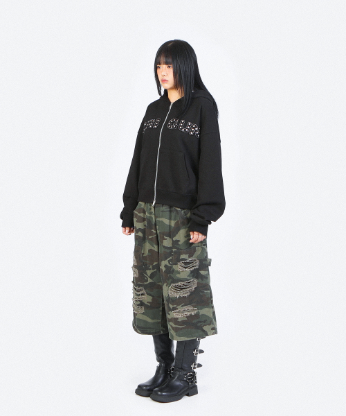 APPLIQUE RIVET ZIP UP HOODIE BLACK