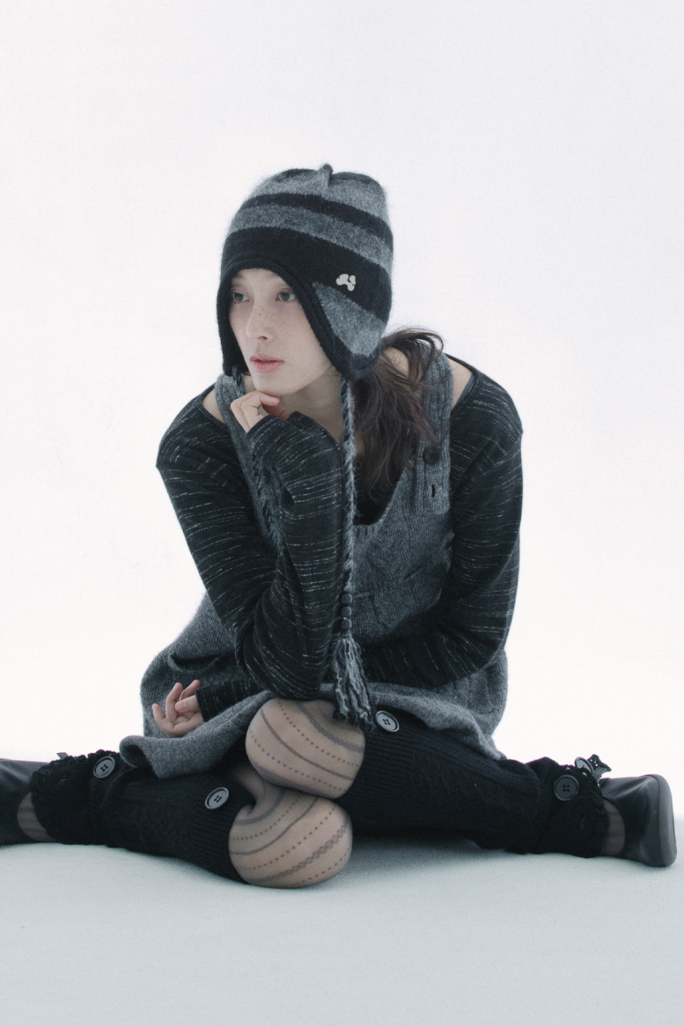 BUTTON CABLE KNIT - 4 COLORS BLACK