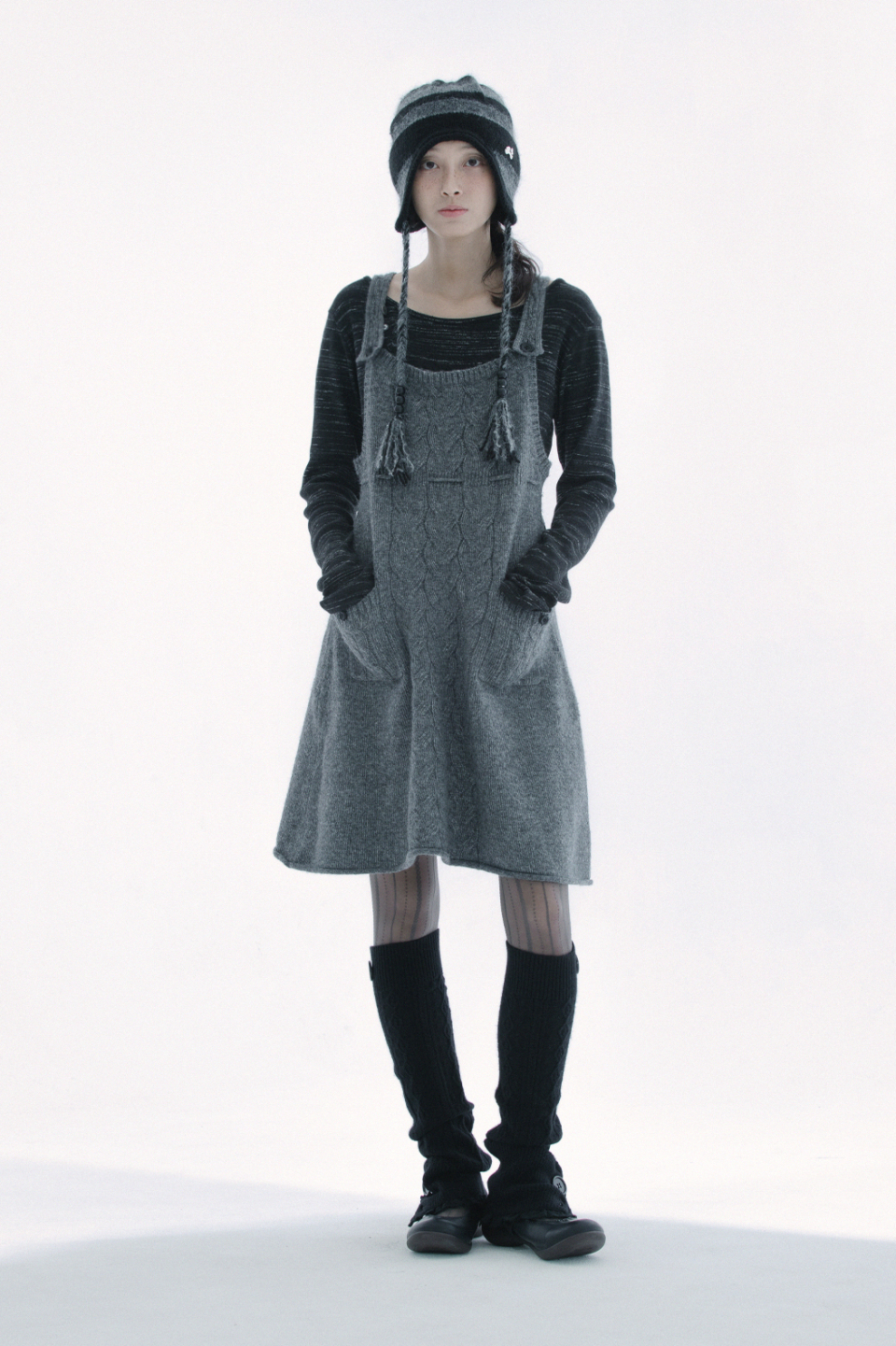 BUTTON CABLE KNIT - 4 COLORS BLACK