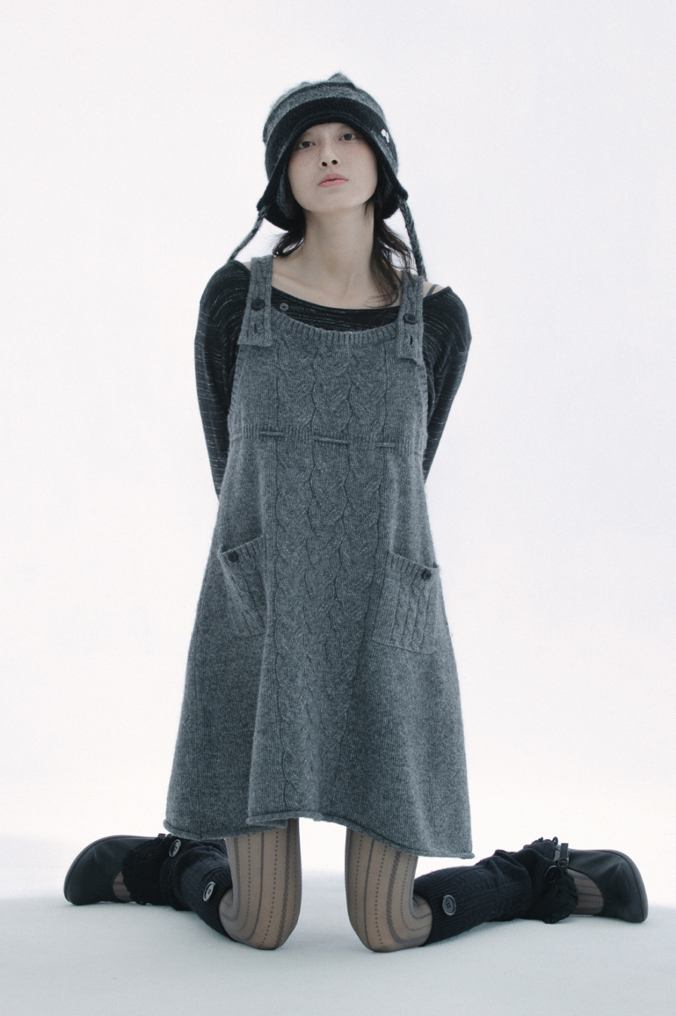 BUTTON CABLE KNIT - 4 COLORS BLACK