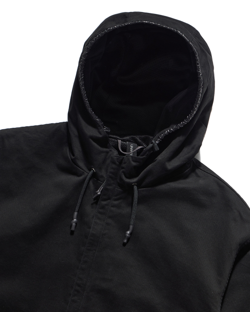 PROTECTIVE PARKA / BLACK