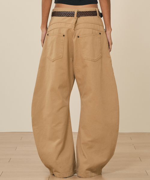 Хлопковые изогнутые брюки J (Beige)