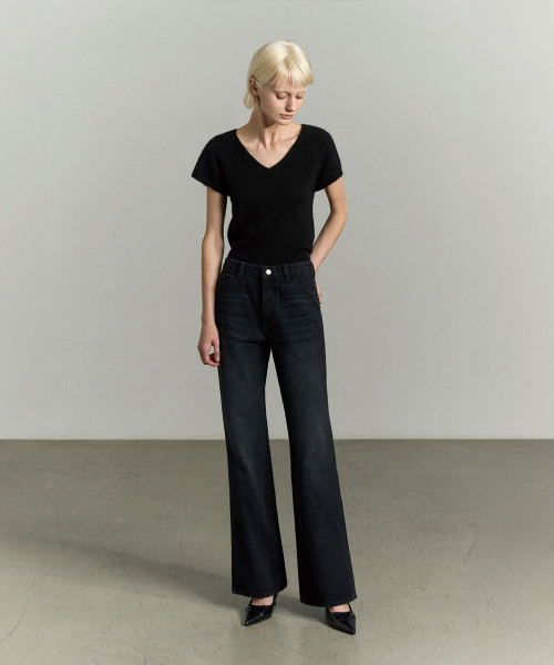 SLIT-HEM BOOTCUT DENIM JEANS WASHED BLACK