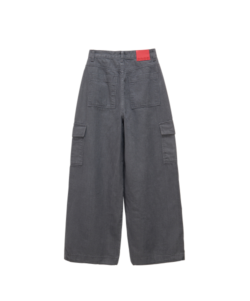 Stone Cargo Wide-Leg Pants (charcoal)