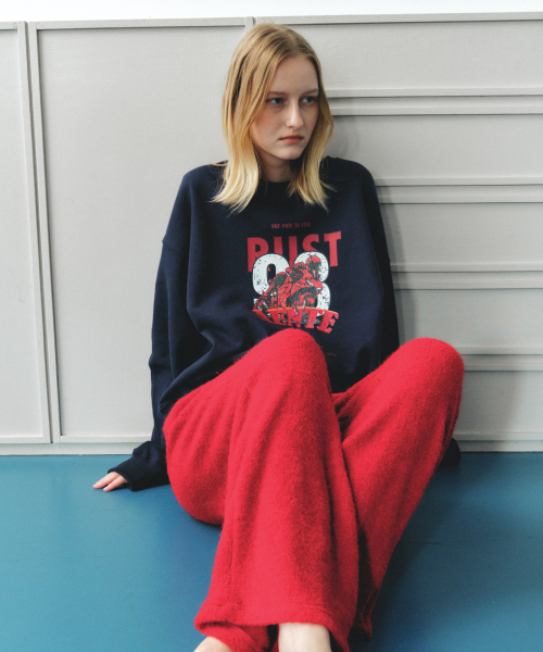 RUST GRAPHIC SWEATSHIRT- NAVY
