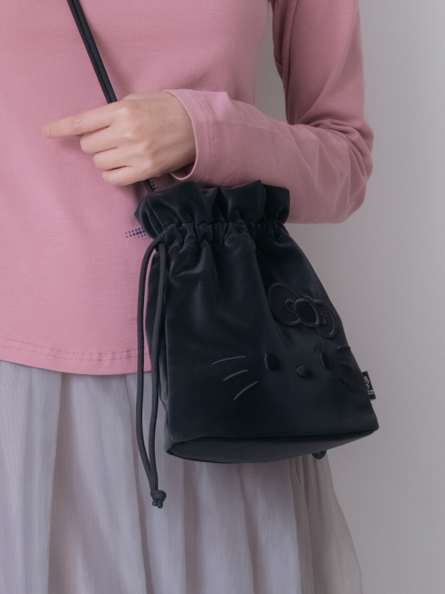 Drawstring Cross Hello Kitty Haze Black
