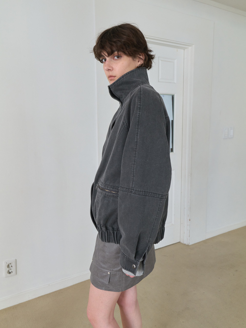 High - neck Pigment Blouson Jacket in Charcoal VW5AM064 - 9E