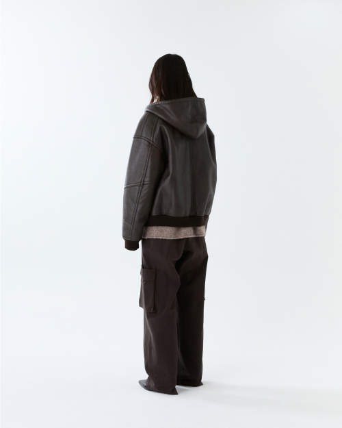 Hooded shearling jumper / BROWN