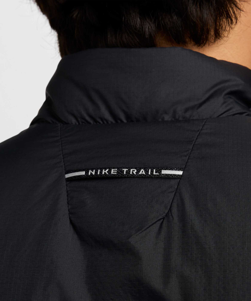 Trail PrimaLoft Therma-FIT Беговой жилет M - Black:Summit White / FZ0002-010