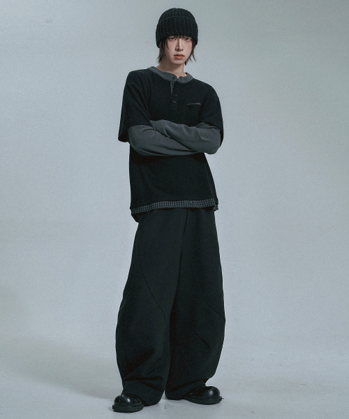 Check Layered Henley Neck Лонгслив - Black