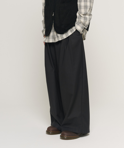 Свободные слаксы с двумя складками (Black)