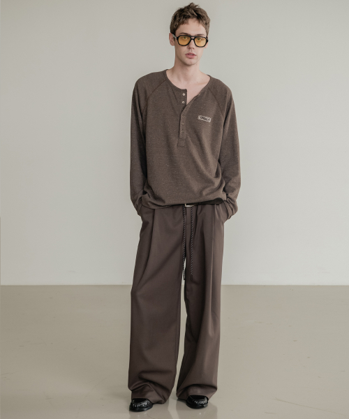 Свободные слаксы на резинке Brown