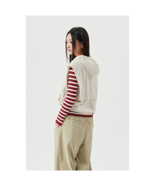 (W) Back Graphic Fleece Vest G5VAW25821IVX