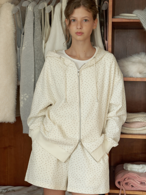 Flowered hoodie zip up (cream)