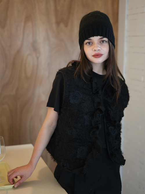 Rosie Frill Vest_black