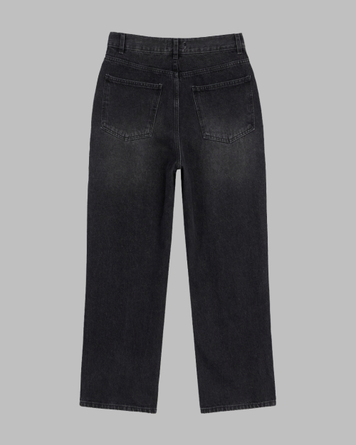 CUTTING PATCHED DENIM 13