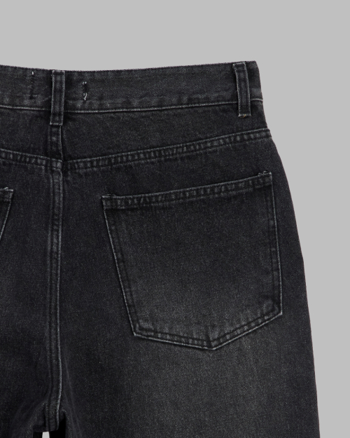 CUTTING PATCHED DENIM 13
