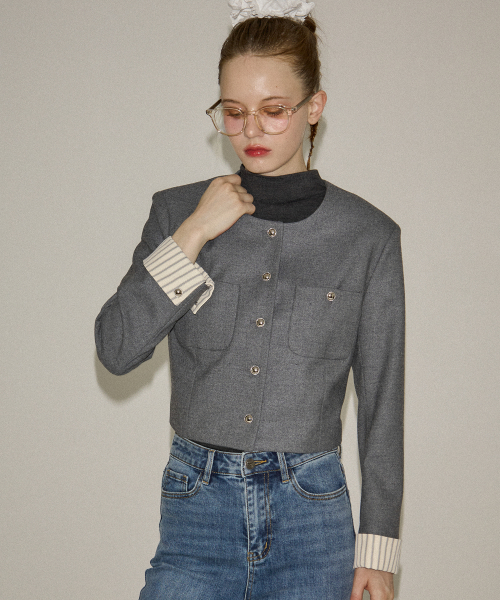 Cuffs Crop Jacket_ Gray
