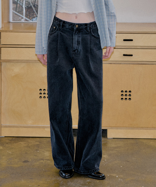 ONE TUCK DENIM PANTS_BLACK