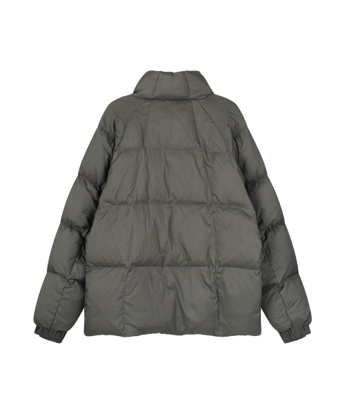 HIGH NECK LIGHT LINE POCKET DOWN (KHAKI)