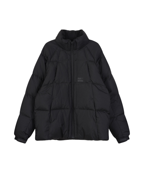 HIGH NECK LIGHT LINE POCKET DOWN (BLACK)