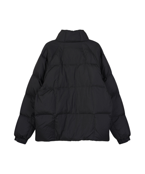 HIGH NECK LIGHT LINE POCKET DOWN (BLACK)