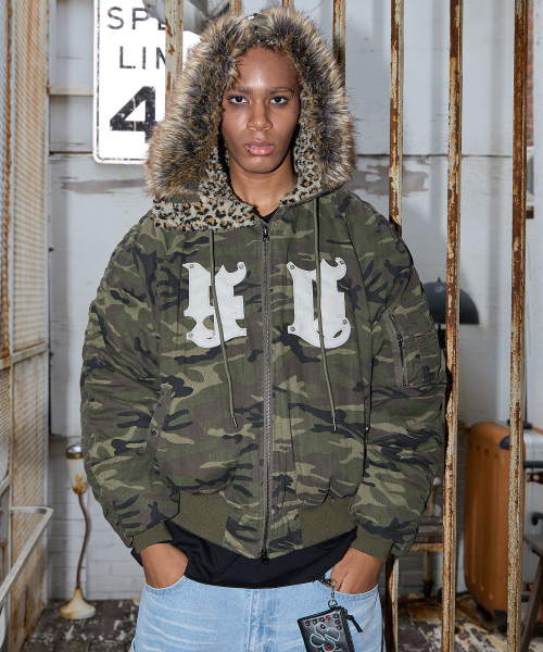 HD patched down jacket camo