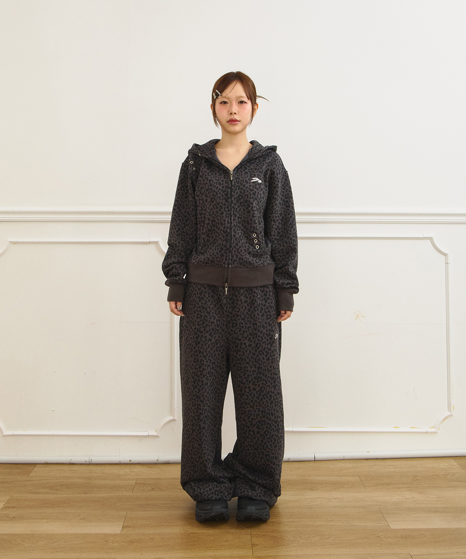 Jooyoung X Tansan Hoodie Zip-Up Leopard Charcoal