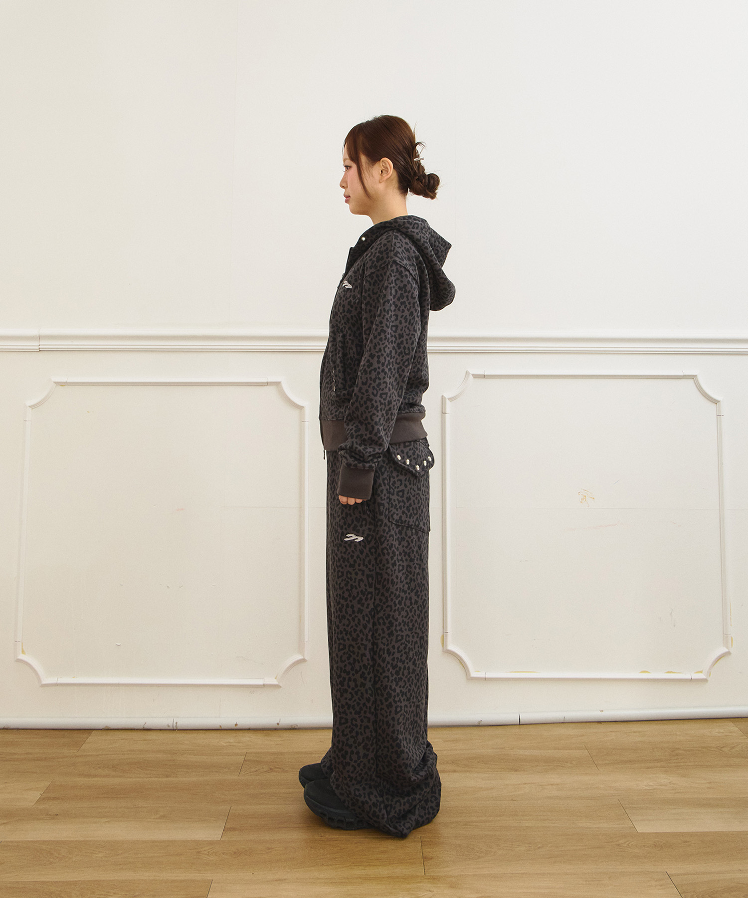 Jooyoung X Tansan Hoodie Zip-Up Leopard Charcoal