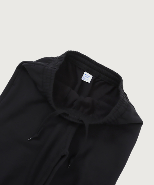 Спортивные джоггеры с нашивкой Black